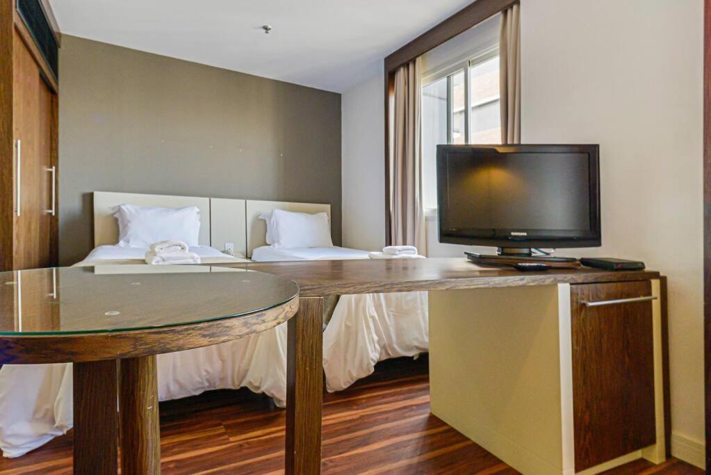 Bhomy Jardins 1 Quadra Da Av Paulista No1709 Hotel Сао Паоло Екстериор снимка